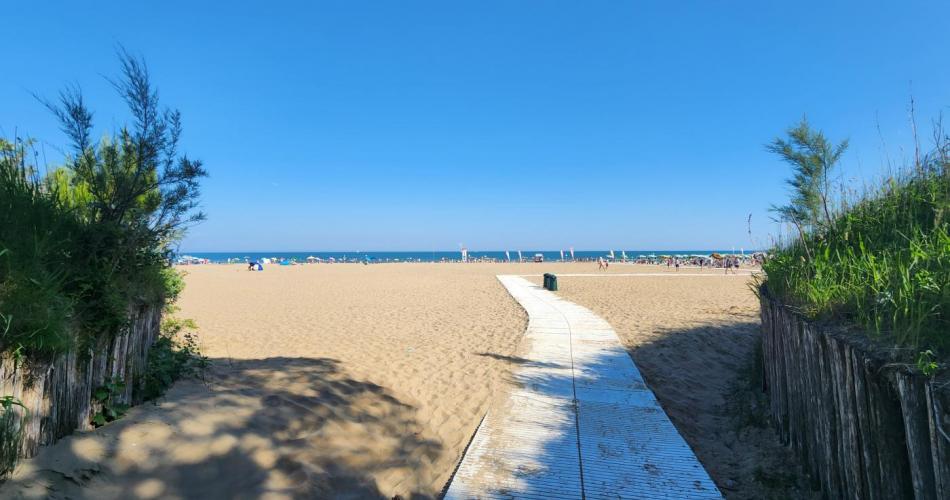 Strand